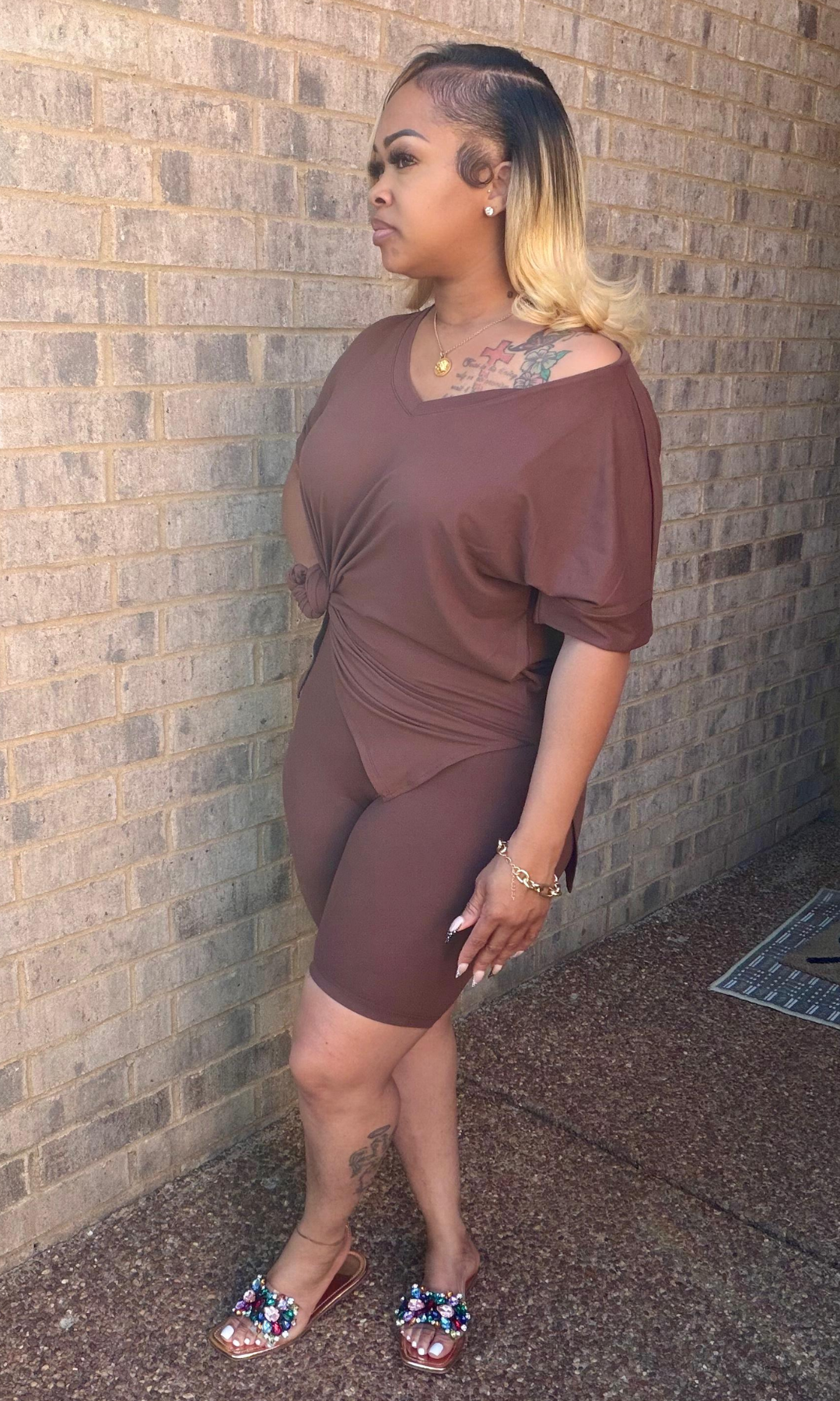 Brown Tuesday Set