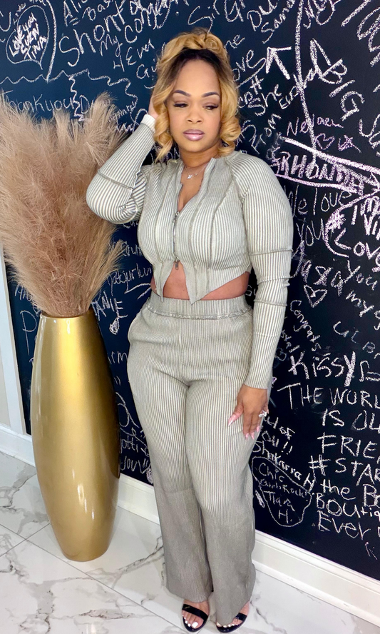 Charcoal Sand Set long sleeve zip-front top detail