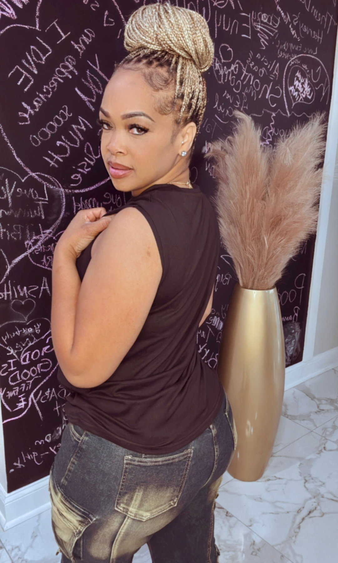 Graphic T Dark Horse