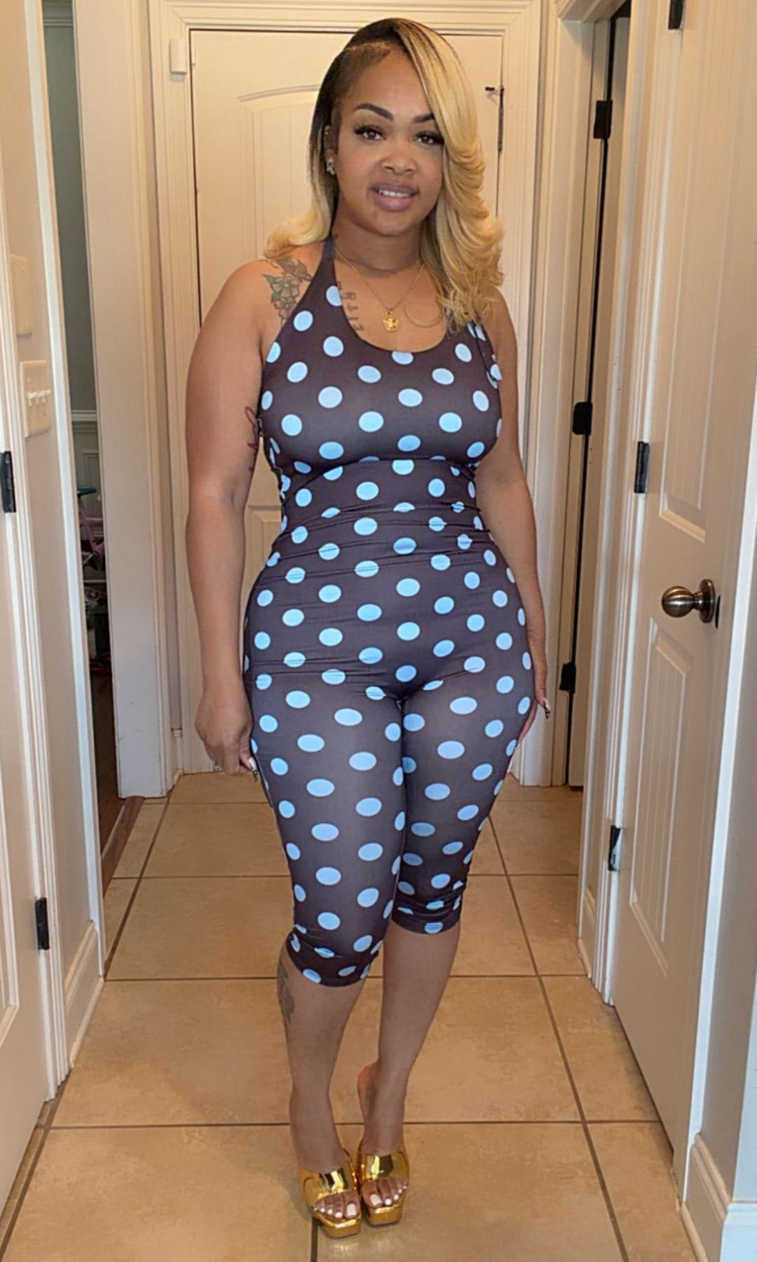 Brown Skin Powder Dot Jump