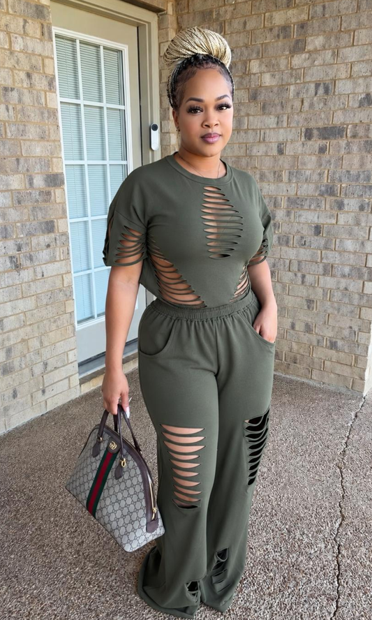 Cutting Up 2 Piece Set