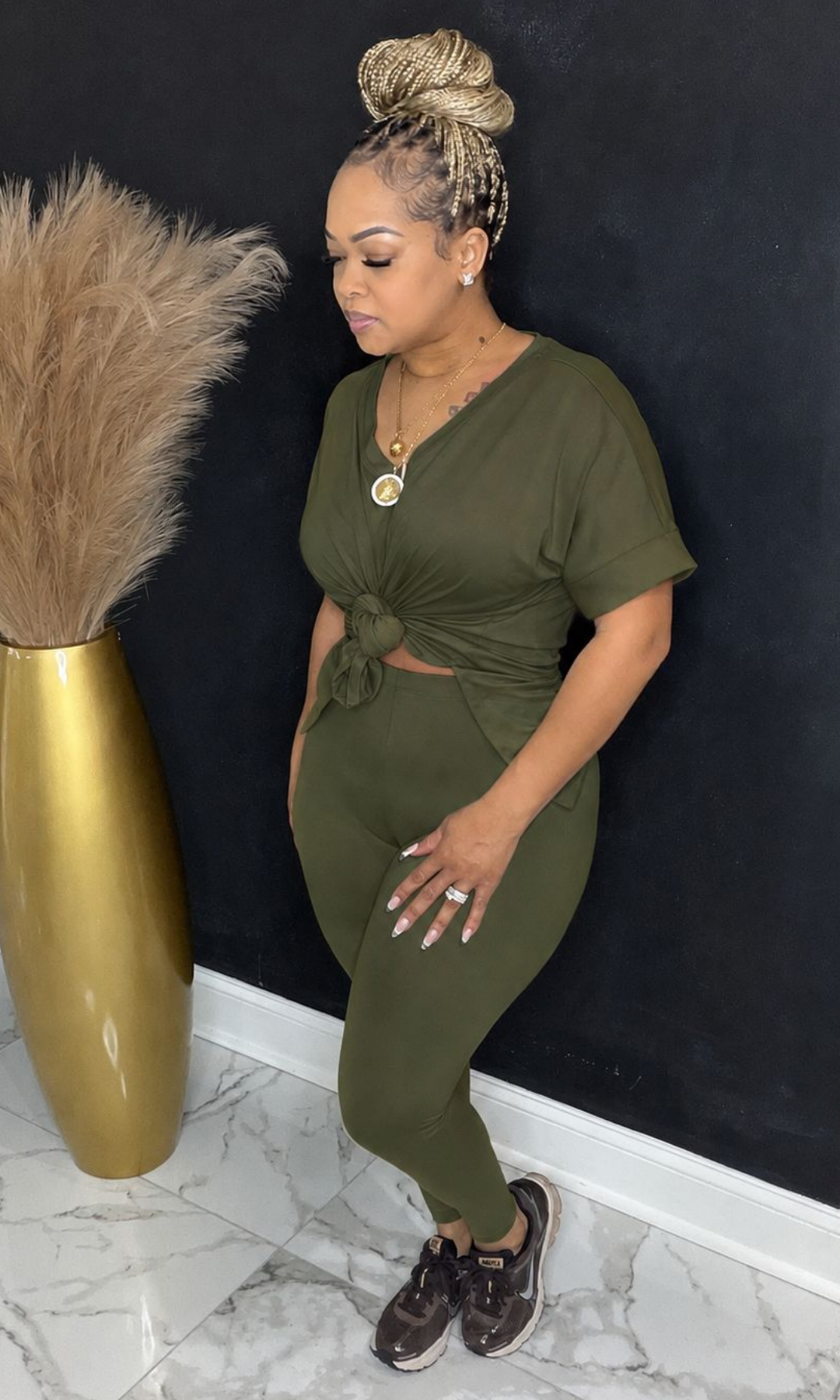 Dk Olive 901