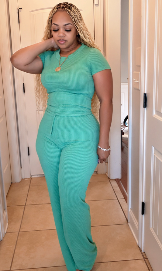 Green ribbed pants set