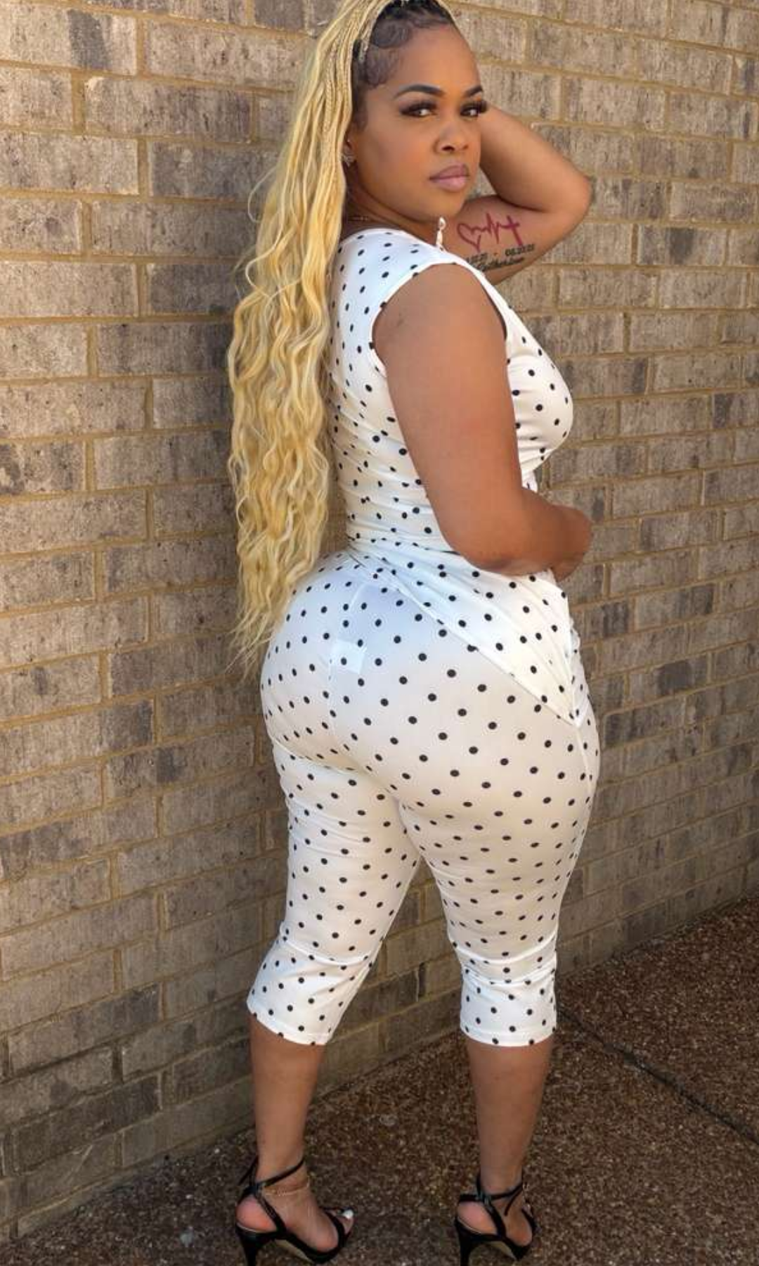 Polka & Poise Set