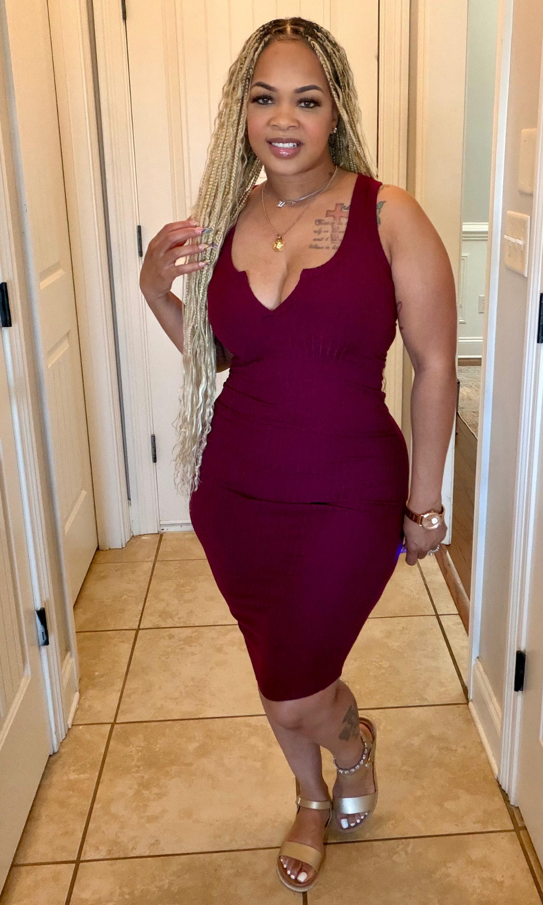 Women’s ribbed burgundy midi dress front view fitted silhouette